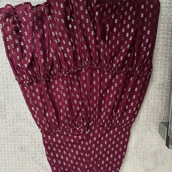 Maroon Burgundy tiered palazzo pants - Picture 2 of 4